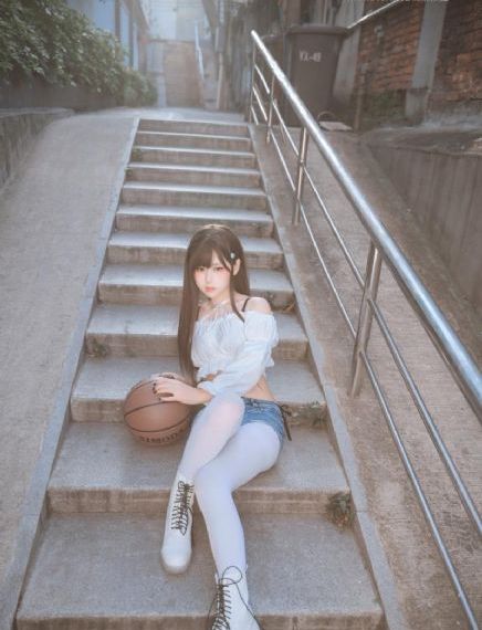 欧美平价彩妆品牌_超清韩国电影在线观看