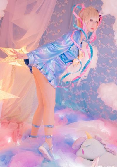 玩弄极品少妇17p_高清在线播放观看