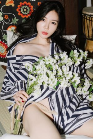 少妇寡妇媓乱精品一极大片_1080P日本电影免费