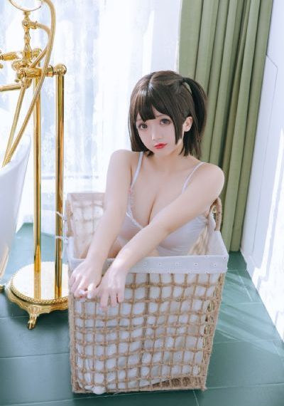 欧美模特情趣内衣秀_BD最新电影在线观看