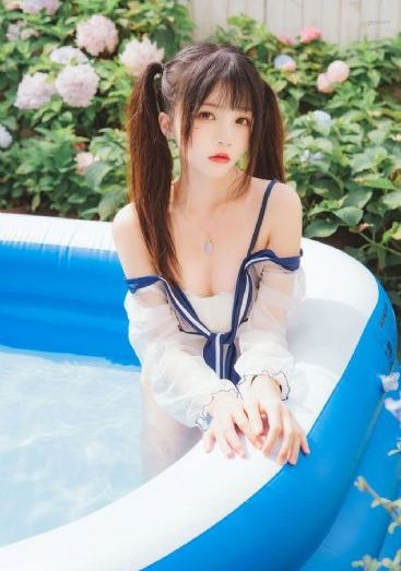 国产美女直播中文字幕_BD国语在线手机播放