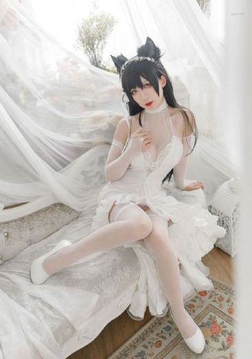 欧美珍珠牛仔外套街拍_国产剧超清免费观看