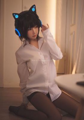 欧美成人不卡视频_1080P电影完整版