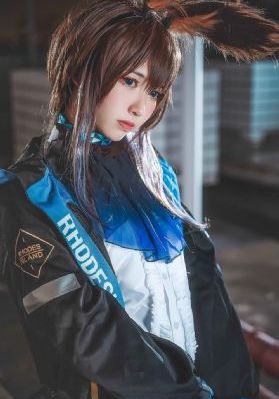 娇妻与公喂奶沦陷h_高清完整视频