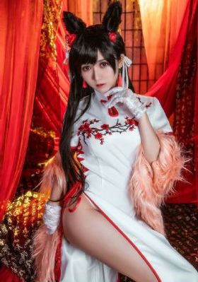 厨房里挺进岳丰满大屁股_DVD免费观看视频